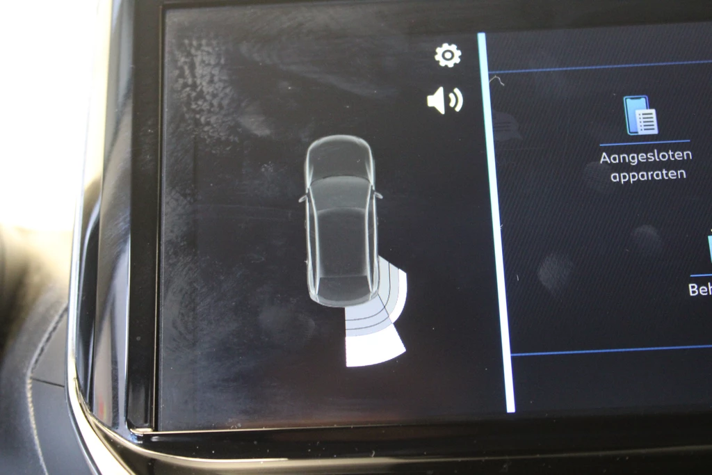 Peugeot 208 – foto 18