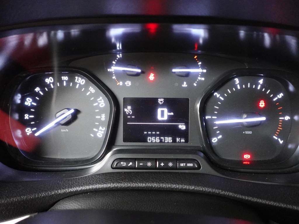 Opel Vivaro – foto 25