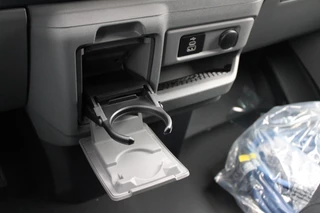 Ford E-Transit Custom – thumbnail 37