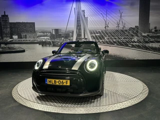 MINI Cooper Cabrio – thumbnail 1