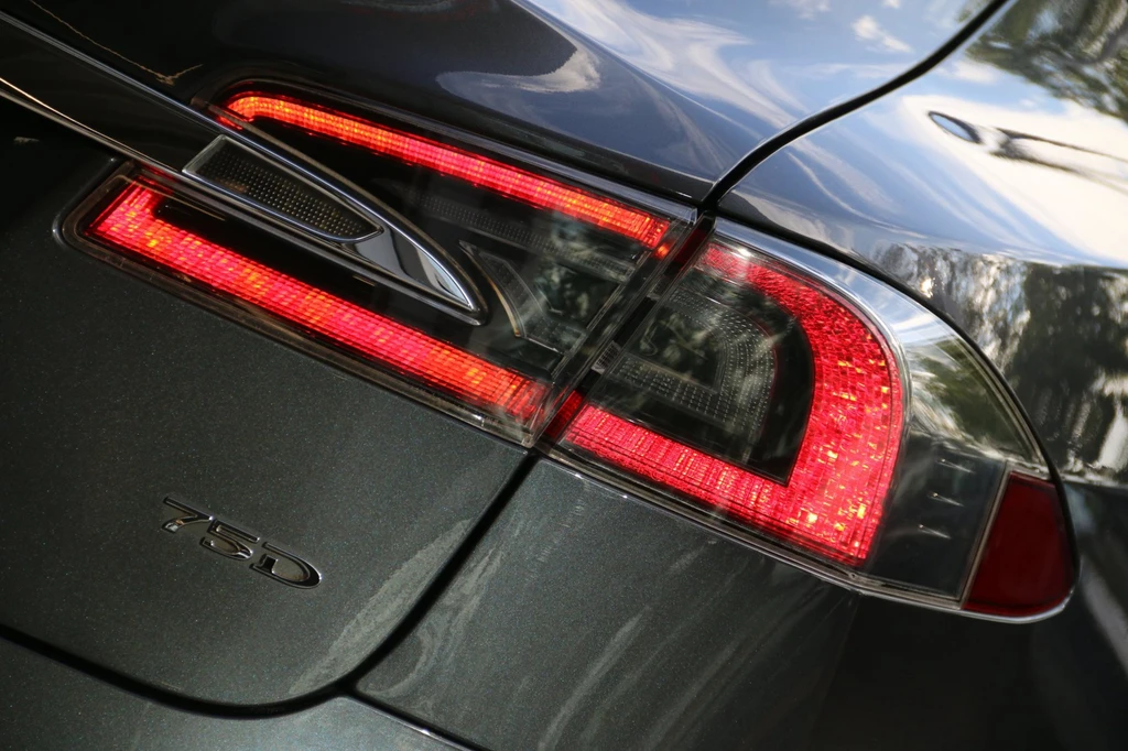 Tesla Model S – foto 6