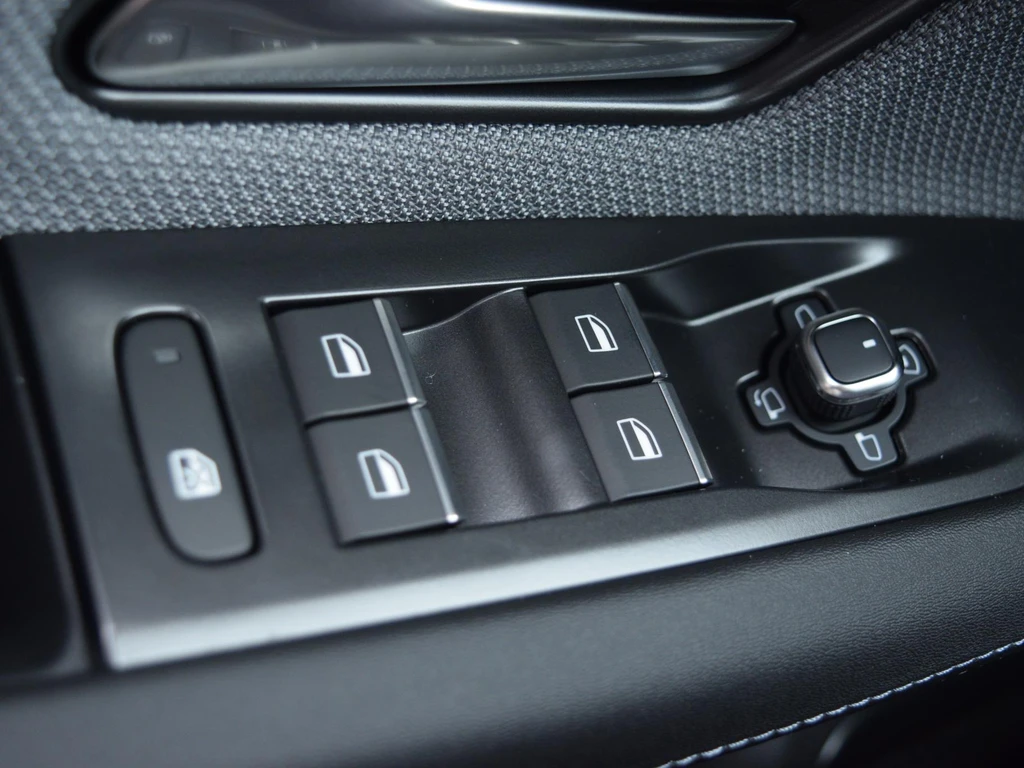 Opel Grandland – foto 17
