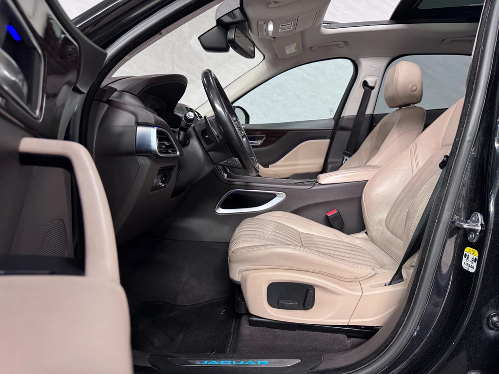 Jaguar F-PACE – foto 10