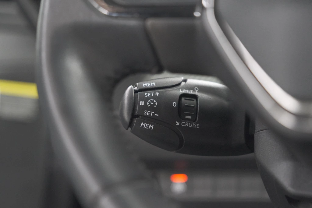 Peugeot 208 – foto 40