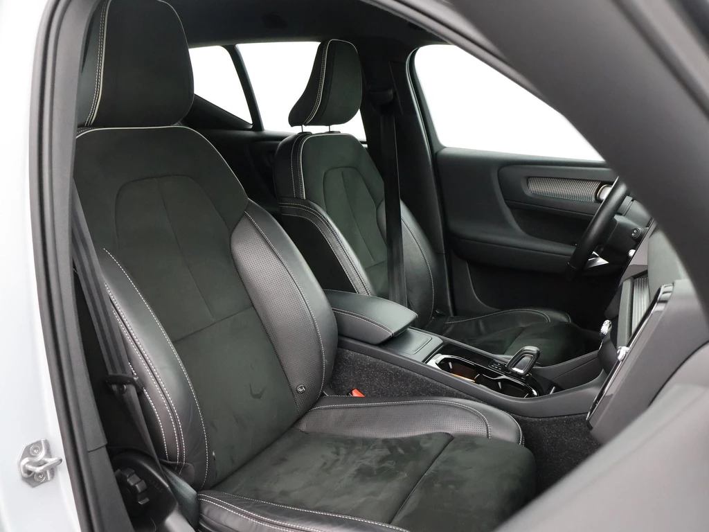 Volvo XC40 – foto 18