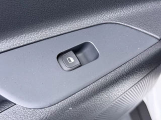 Kia Stonic – thumbnail 36