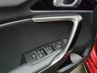 Kia ProCeed – thumbnail 10