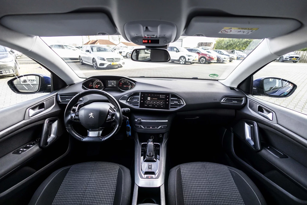 Peugeot 308 – foto 11