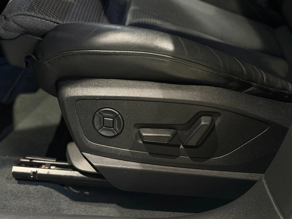 Audi e-tron – foto 17