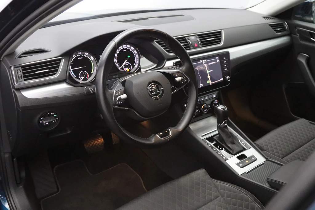 Škoda Superb – foto 10