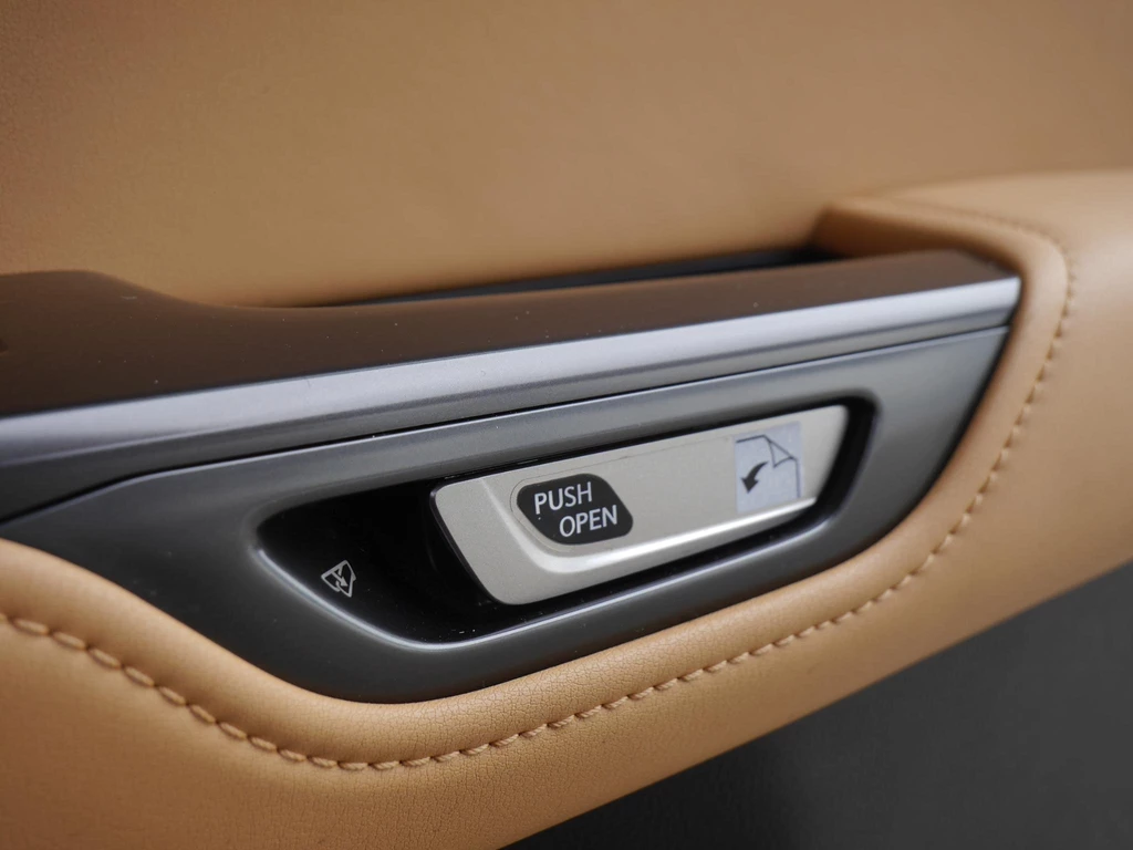 Lexus NX – foto 16