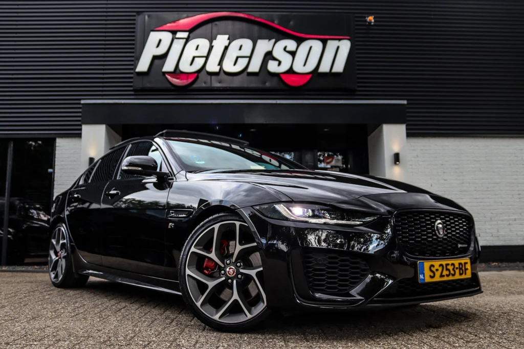 Jaguar XE – foto 8