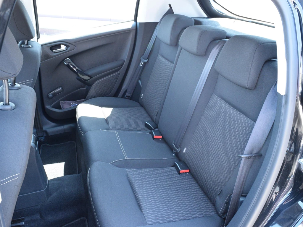 Peugeot 208 – foto 21