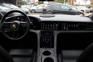 Porsche Taycan – thumbnail 9