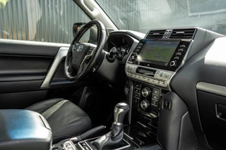 Toyota Land Cruiser – thumbnail 10