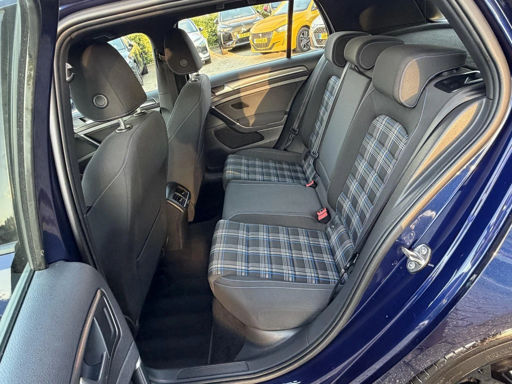 Volkswagen Golf – foto 24