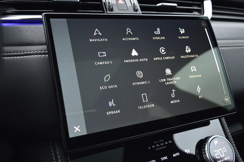 Jaguar F-PACE – foto 28