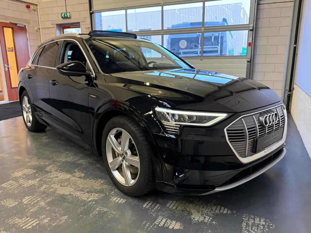 Audi e-tron – foto 10