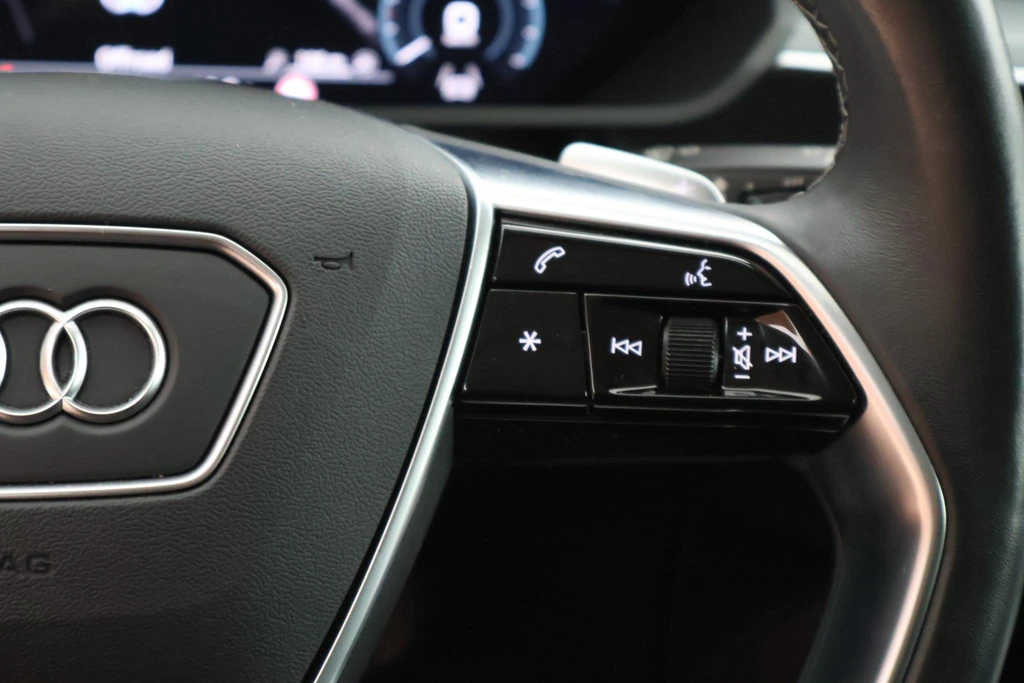 Audi Q8 e-tron – foto 20
