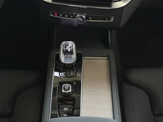 Volvo XC90 – thumbnail 45