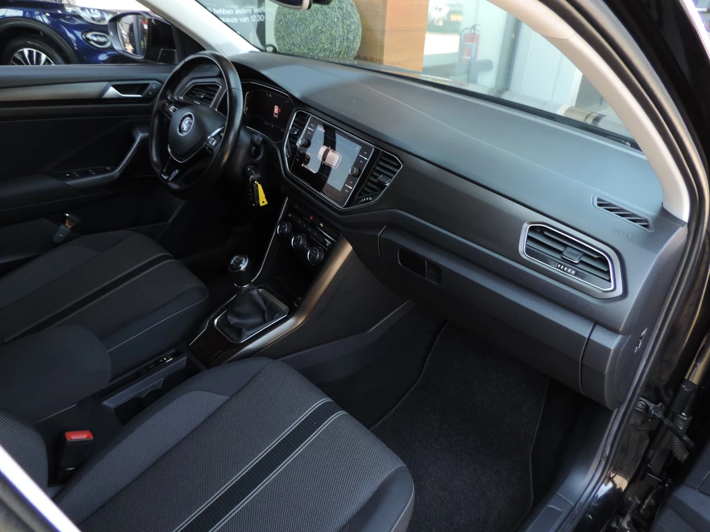 Volkswagen T-Roc – foto 14