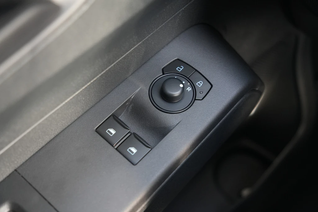 Ford E-Transit Courier – foto 18