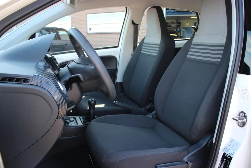 Volkswagen up! – foto 11