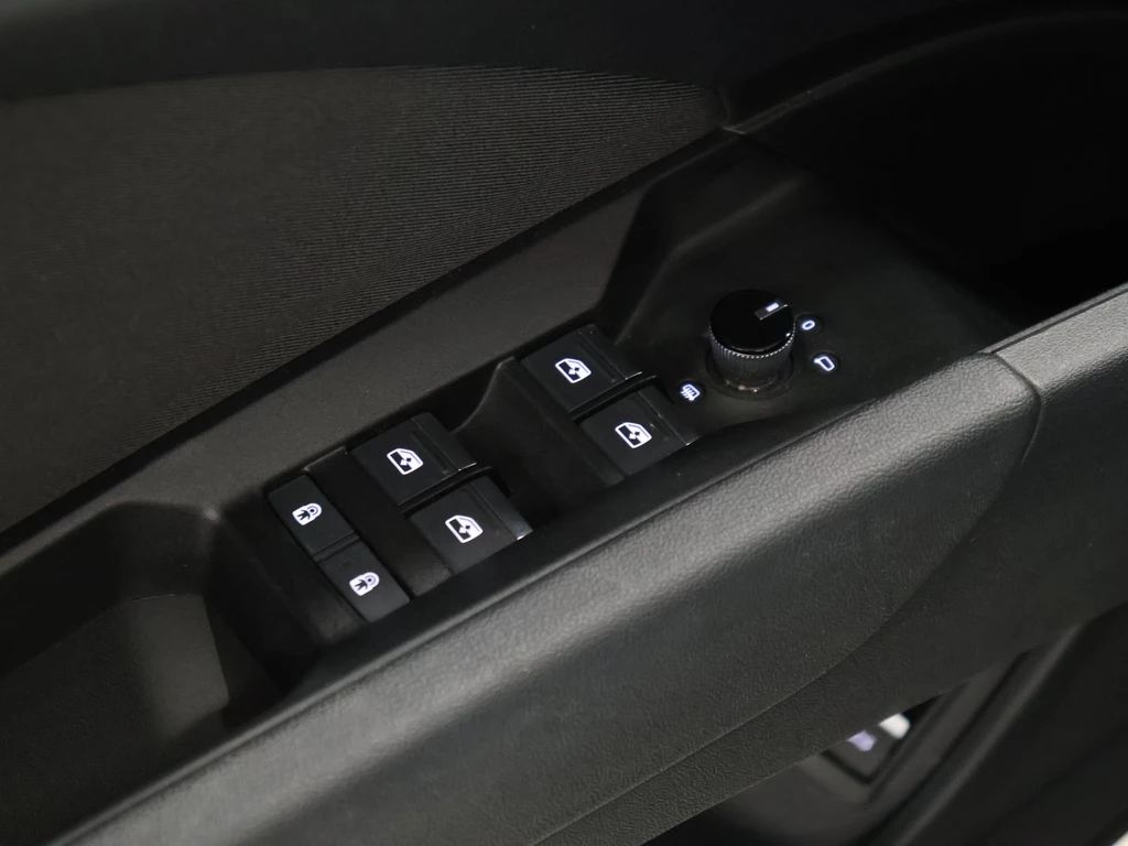 Audi Q4 Sportback e-tron – foto 11