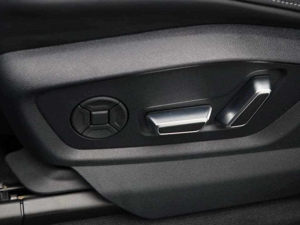 Audi Q8 – foto 27