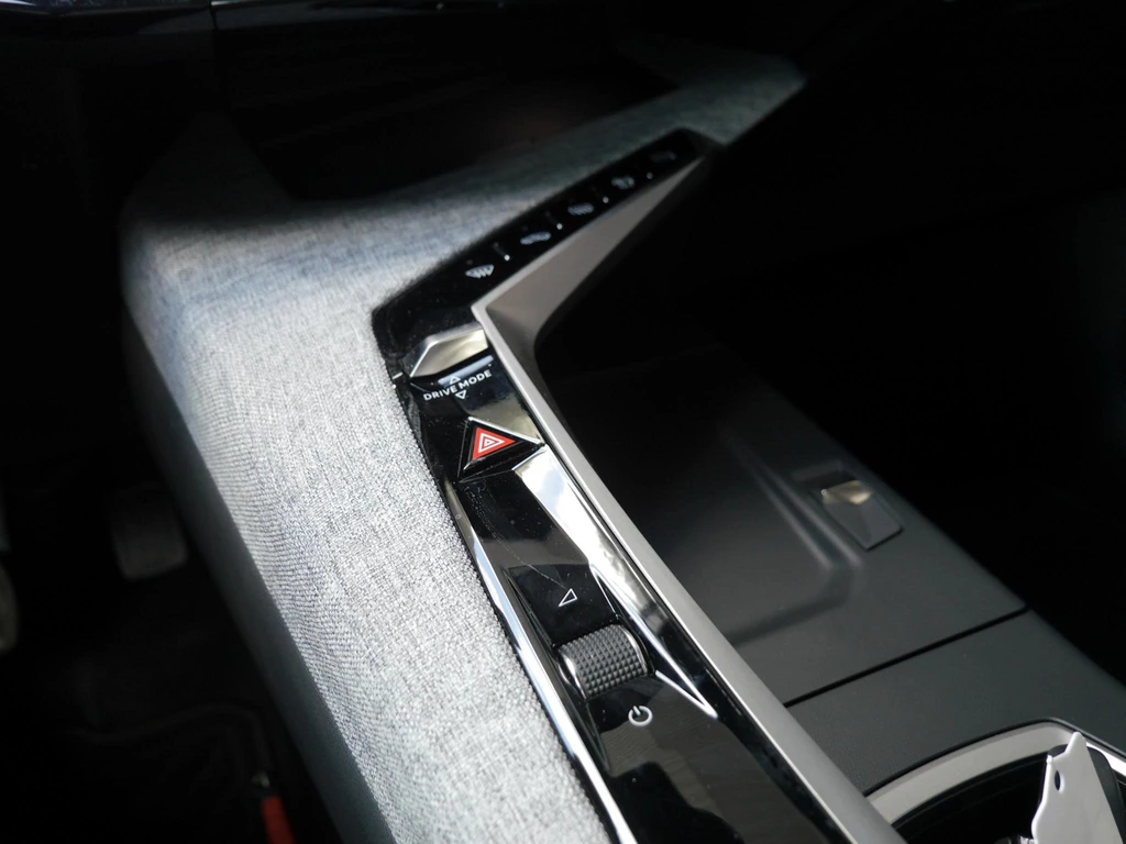 Peugeot e-3008 – foto 33