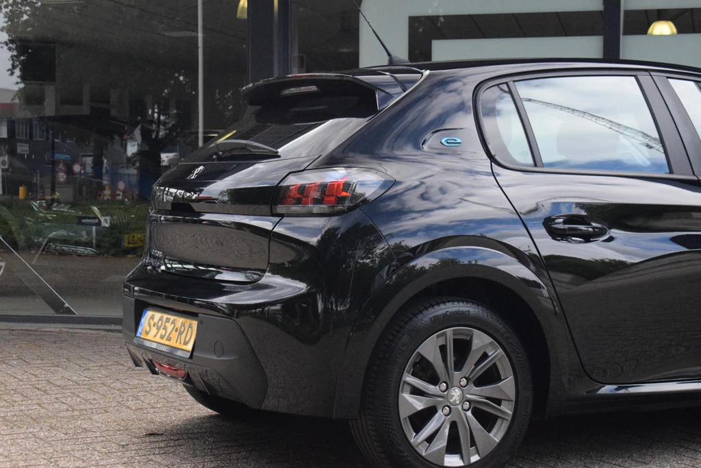 Peugeot e-208 – foto 6