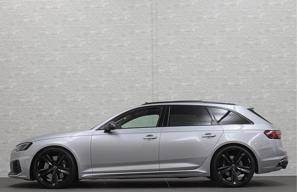 Audi RS4 – foto 4