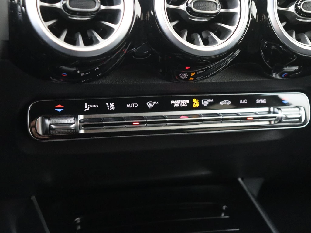 Mercedes-Benz GLB – foto 23