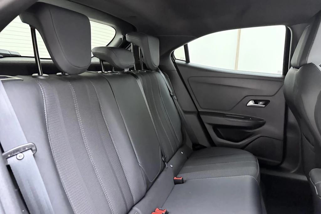 Opel Mokka-e – foto 15