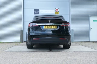 Tesla Model X – thumbnail 3