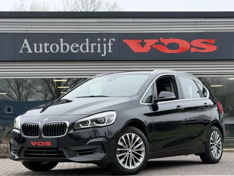 BMW 2 Serie Active Tourer 218i | Automaat | Cruise | Trekhaak | LED | Navi