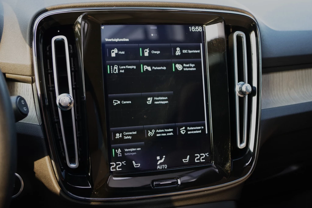 Volvo XC40 – foto 24