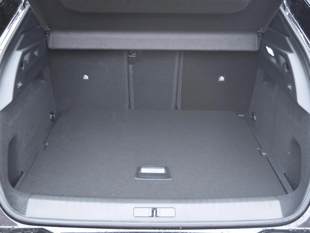 Peugeot e-3008 – foto 23