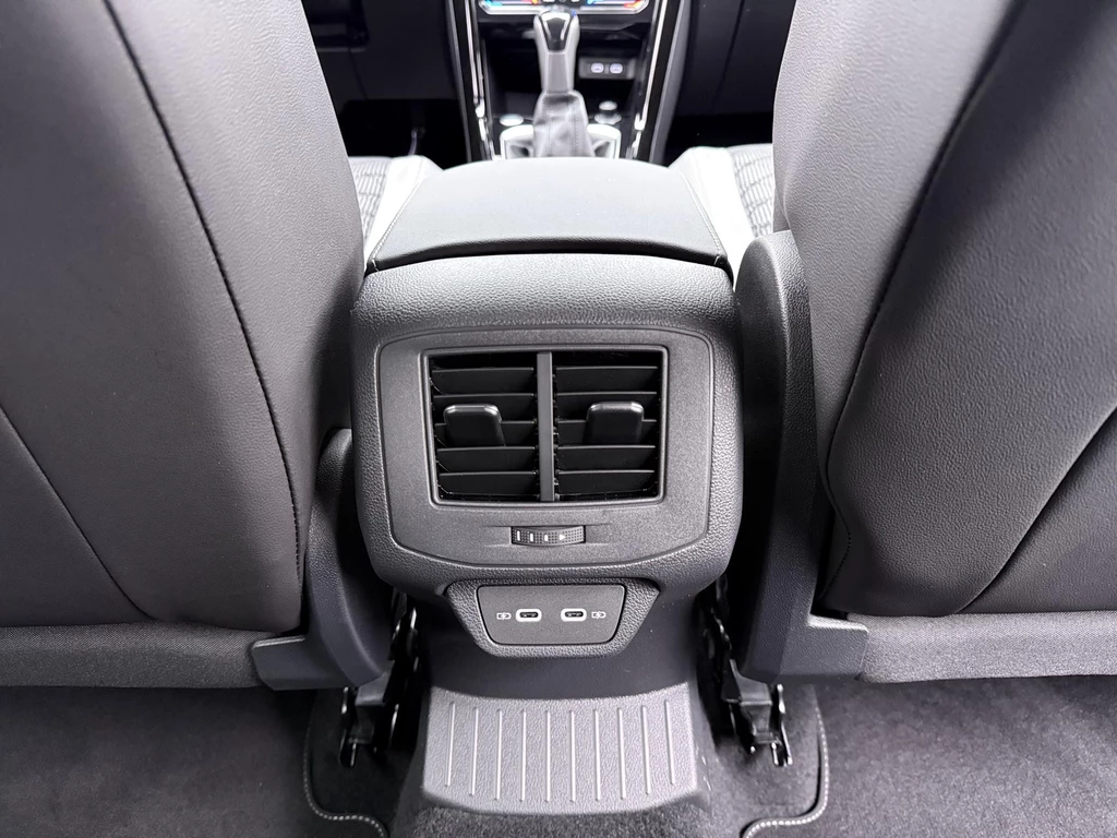Volkswagen T-Roc – foto 37
