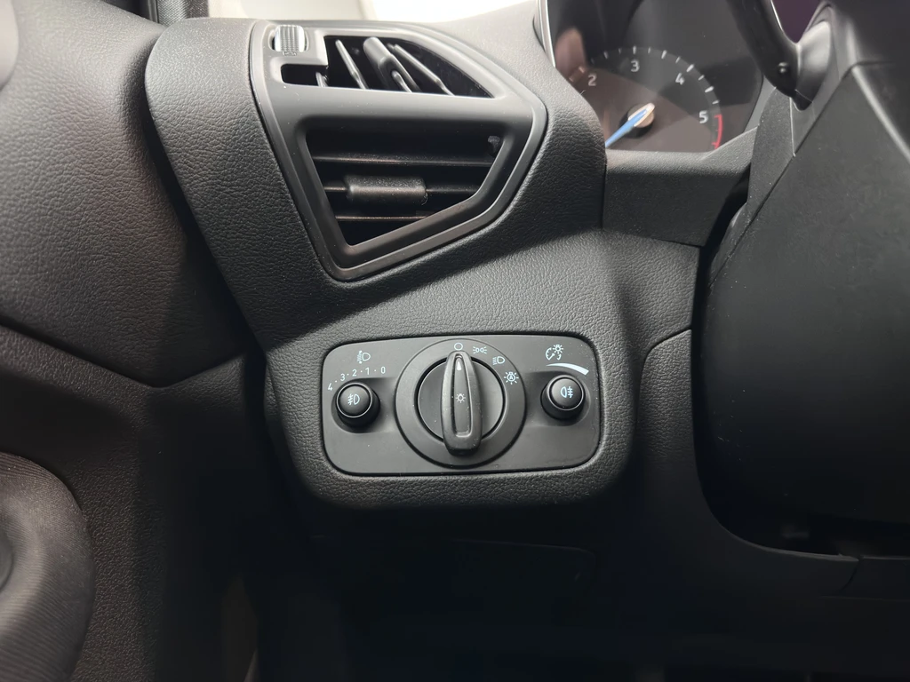 Ford C-MAX – foto 19