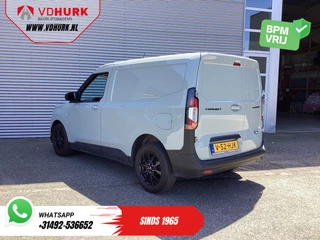 Ford Transit Courier – thumbnail 3