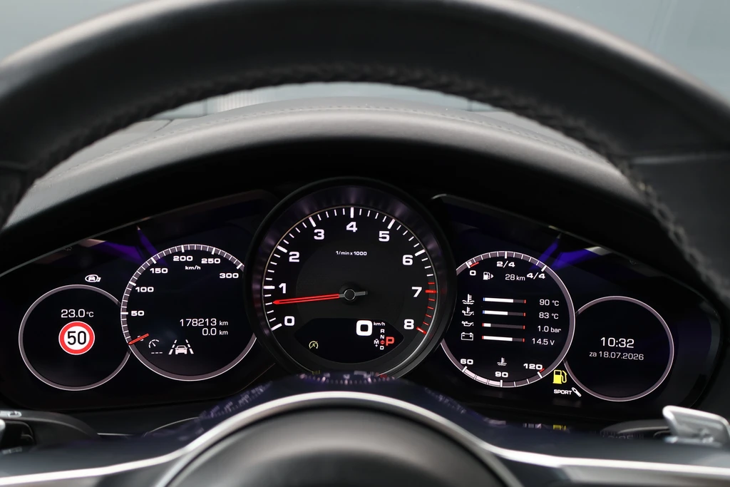 Porsche Cayenne – foto 21