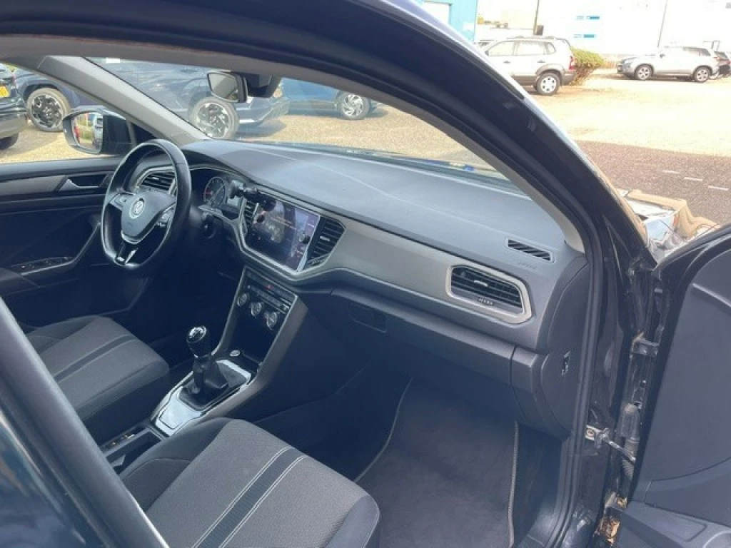 Volkswagen T-Roc – foto 11