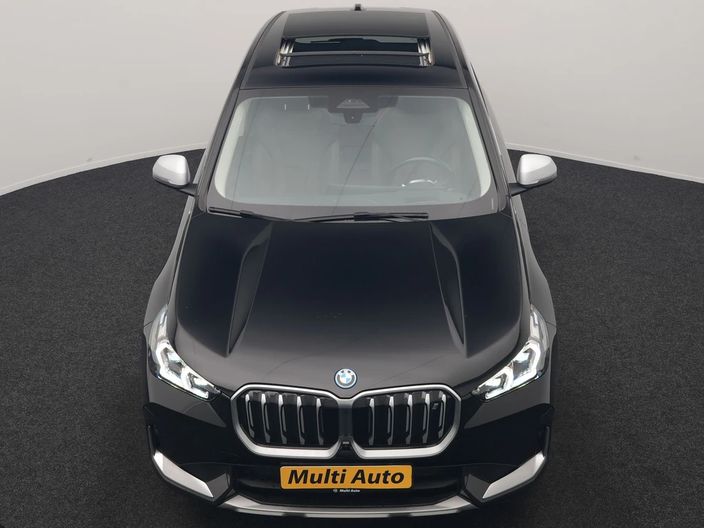BMW iX1 – foto 12