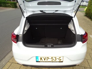 Renault Clio – thumbnail 11