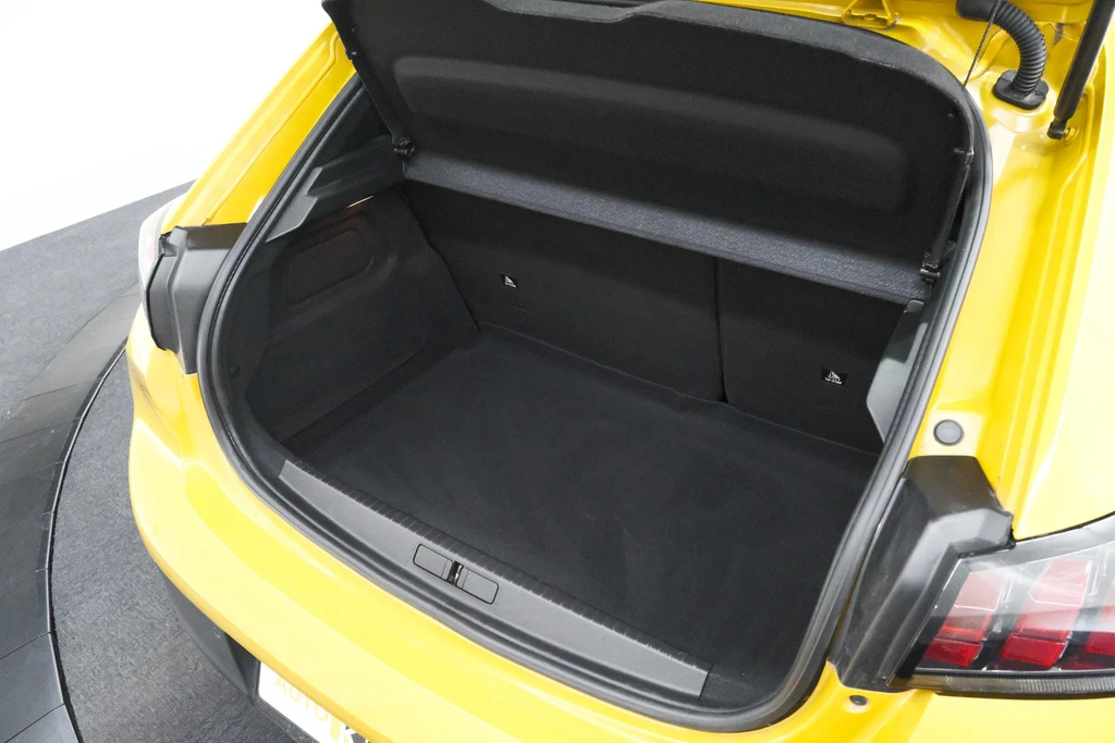 Peugeot e-208 – foto 25