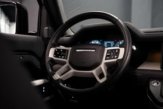 Land Rover Defender – thumbnail 24