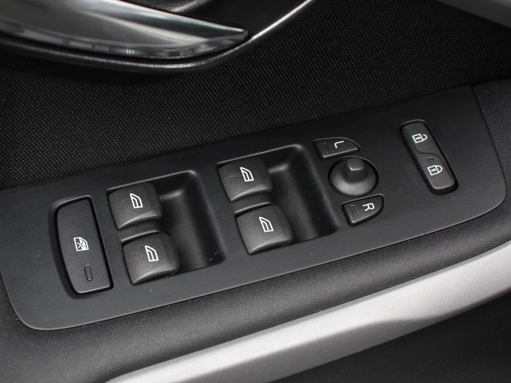 Volvo V40 – foto 14