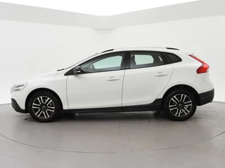 Volvo V40 – thumbnail 2
