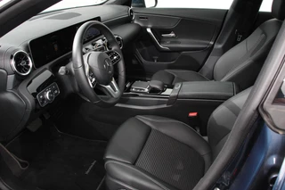 Mercedes-Benz CLA – thumbnail 9